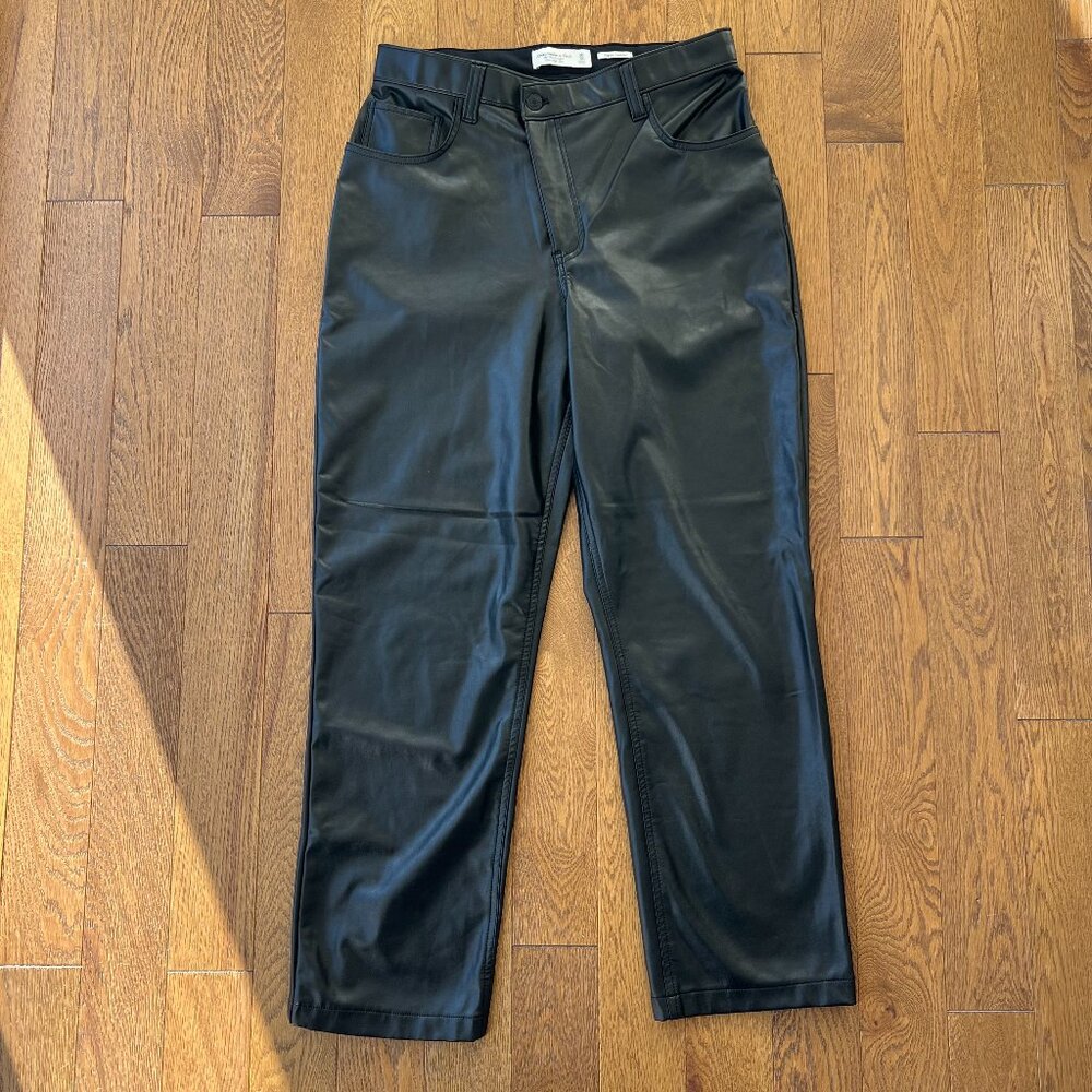 Abercrombie Curve Love 90s Straight Vegan Leather‎ Pants Ultra High Rise SZ 30